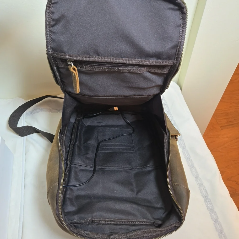 Brown Leather Men's Smart Messenger Crossbody Laptop Bag